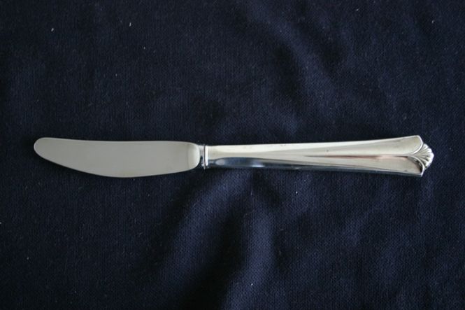 Hovedbilde Rådhus med vifte liten spisekniv med langt skaft